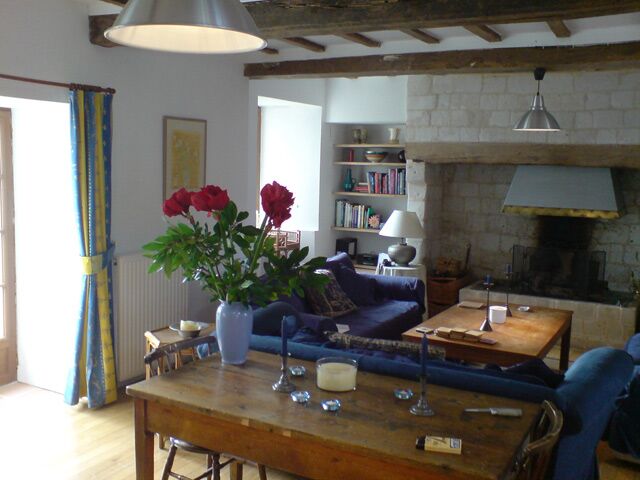 The sitting room, with flowers on the table